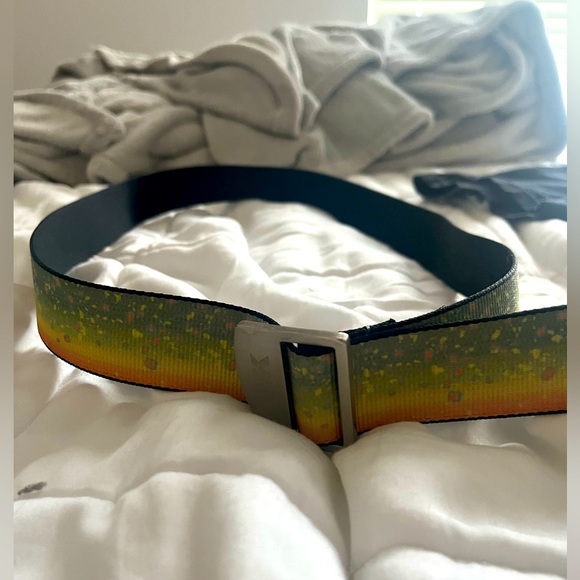 American Vintage Other - Patagonia Belt, Polo T-Shirt Two gold’s Gym T’s Vtg.